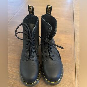 Dr. Martens 1460 Black Leather Boots Worn once. EXCELLENT CONDITION <3